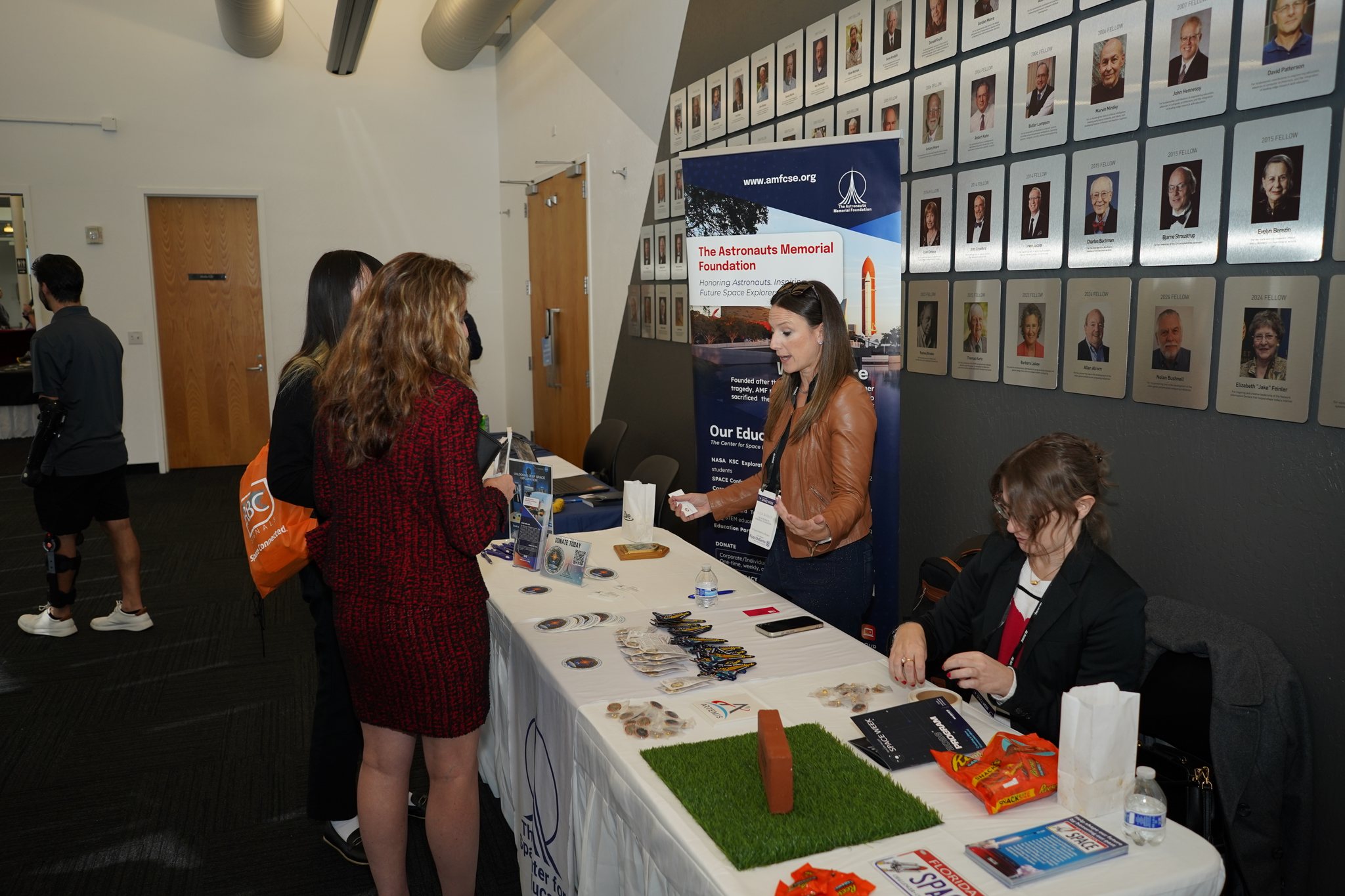 Around the event, Tuesday