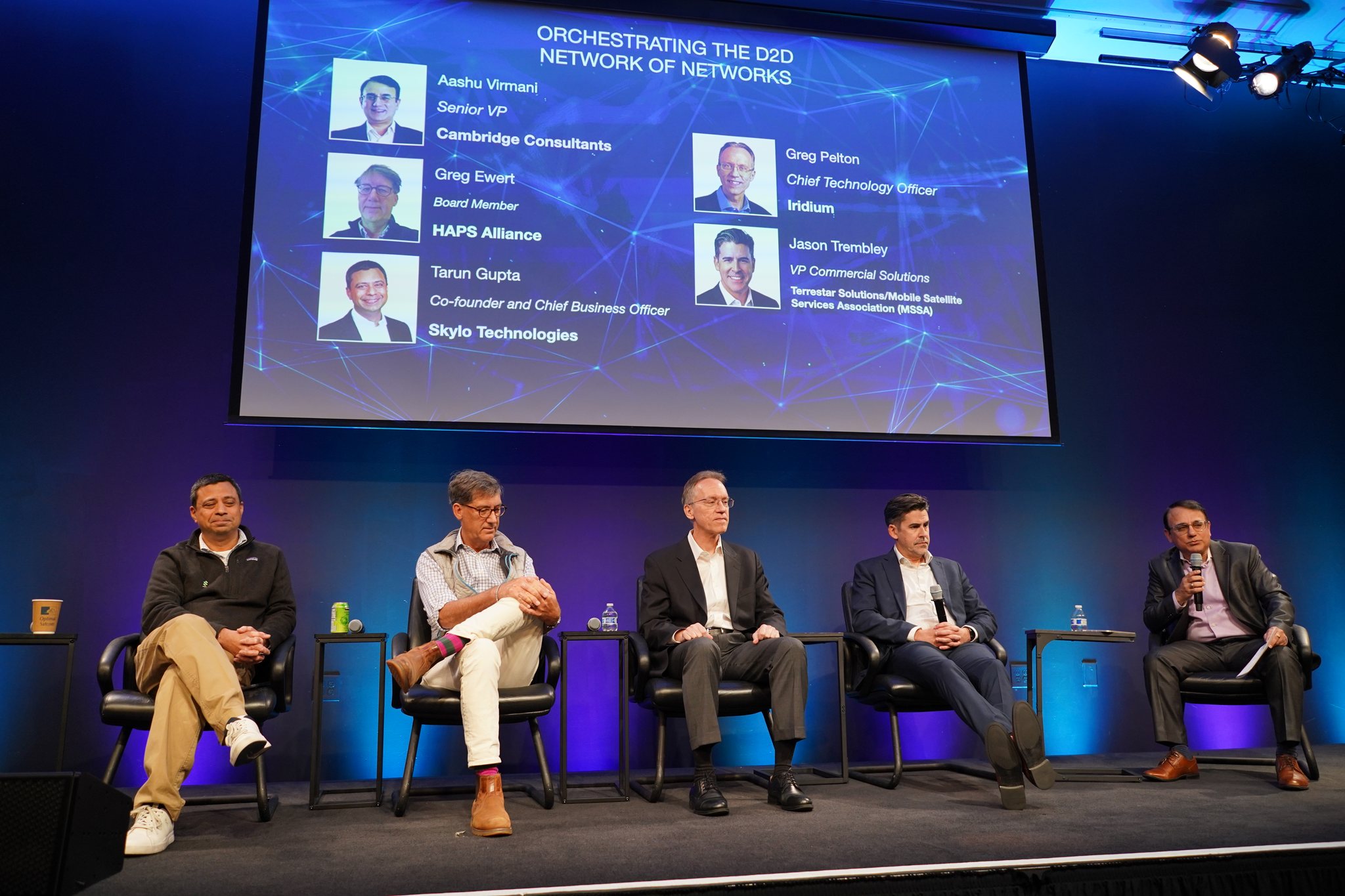 Orchestrating the D2D network of networks