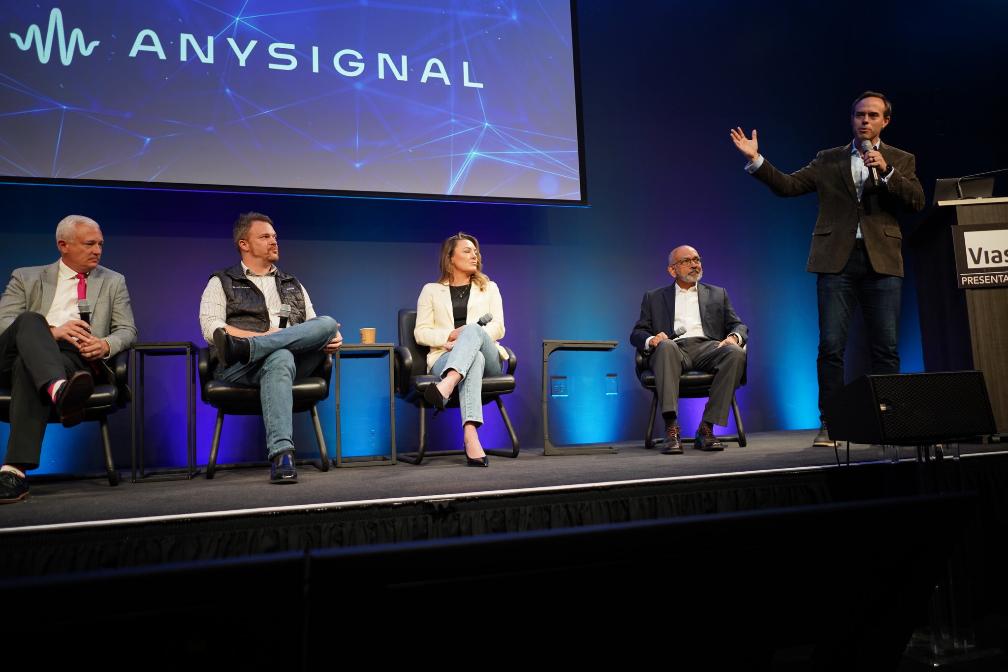 The Space Data Network: Backbone or Single Point of Failure?